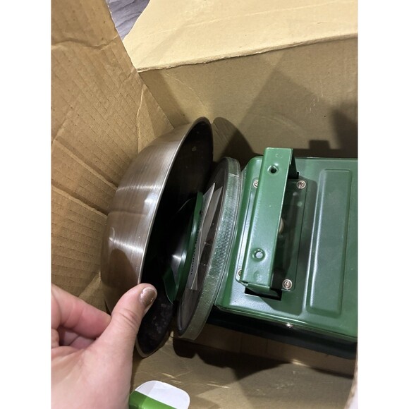 Rare NIB John Deere Vintage Metal Kitchen Produce Scale w Stainless Steel Bowl - Picture 3 of 7